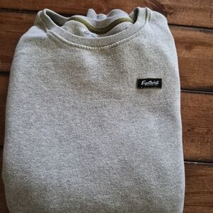 Fayettechill Men's Gray Crewneck Sweater